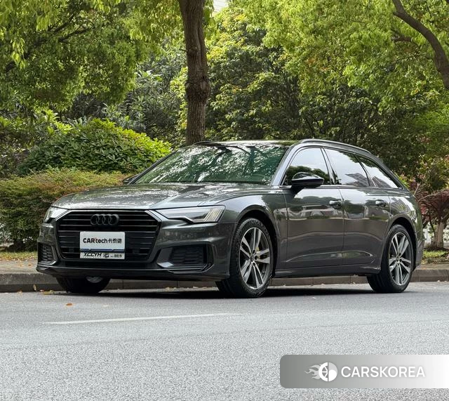 Audi A6 2021 Темно-серый из Китая, фото 4