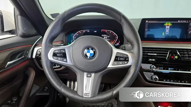 BMW 5 Series (G30) 2020 Белый из Кореи, фото 4
