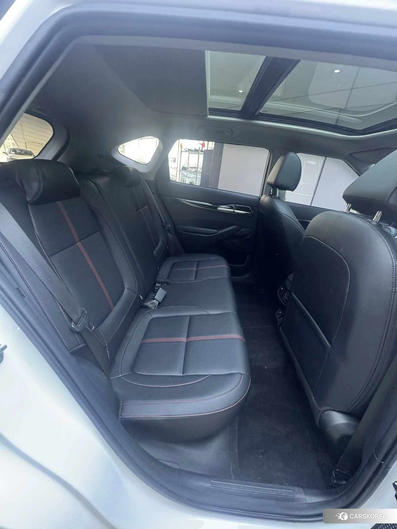 Kia KX3 2021 Белый из Китая, фото 4
