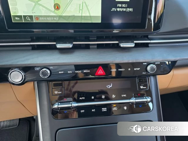 Kia Carnival 4th generation 2023 Белый из Кореи, фото 4