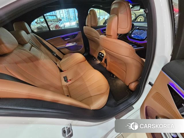 Mercedes-Benz E-Class W214 2024 Белый из Кореи, фото 4