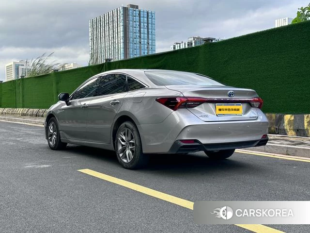 Toyota Avalon 2021 Серебристо-серый из Китая, фото 4