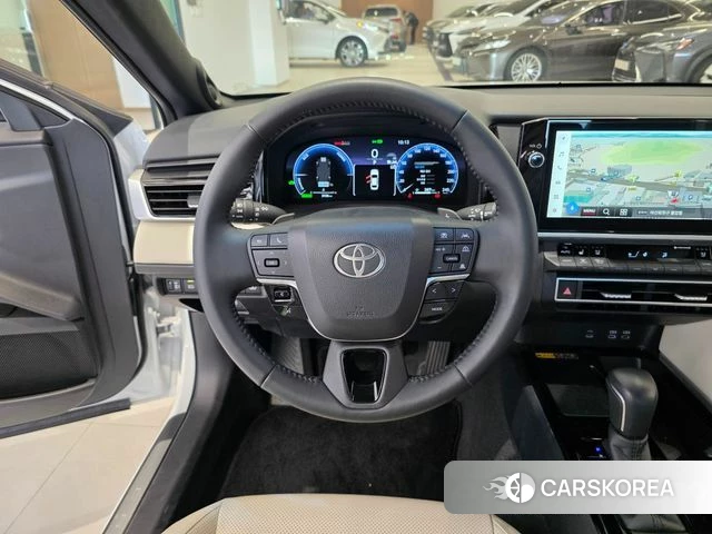 Toyota Camry (XV80) 2025 Белый из Кореи, фото 4