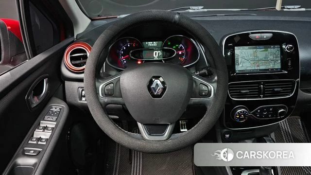 Renault Korea (Samsung) Clio 2019 Красный из Кореи, фото 4