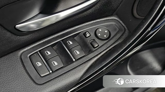 BMW 3 Series (F30) 2018 Белый из Кореи, фото 4
