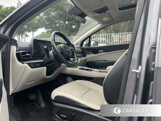 Kia Sportage 2023 Темно-серый из Китая, фото 4
