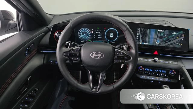 Hyundai The New Avante Hybrid (CN7) 2024 Серебристо-серый из Кореи, фото 4