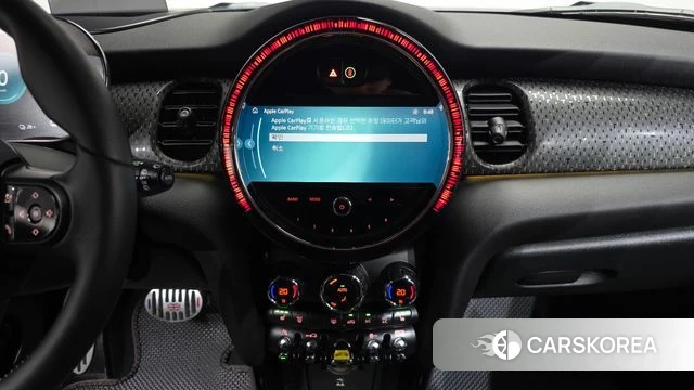 Mini Cooper Electric 2022 Черный из Кореи, фото 4
