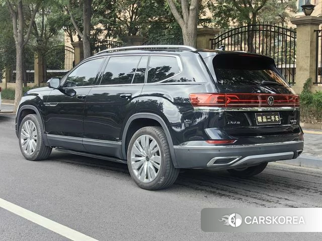 Volkswagen Teramont 2023 Черный из Китая, фото 4
