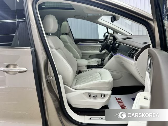 Volkswagen Viloran 2021 Шампань из Китая, фото 4
