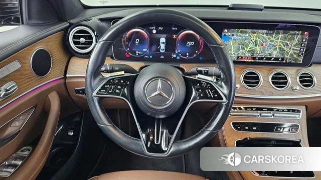 Mercedes-Benz E-Class W213 2021 Серый из Кореи, фото 4