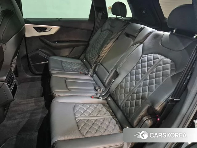 Audi Q7 (4M) 2026 Черный из Кореи, фото 4