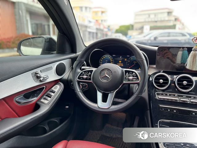 Mercedes-Benz GLC 2021 Белый из Китая, фото 4