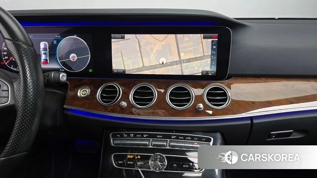 Mercedes-Benz E-Class W213 2018 Черный из Кореи, фото 4