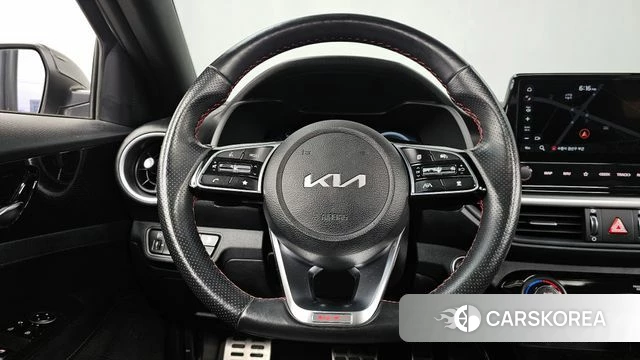 Kia The New K3 2nd generation 2022 Белый из Кореи, фото 4