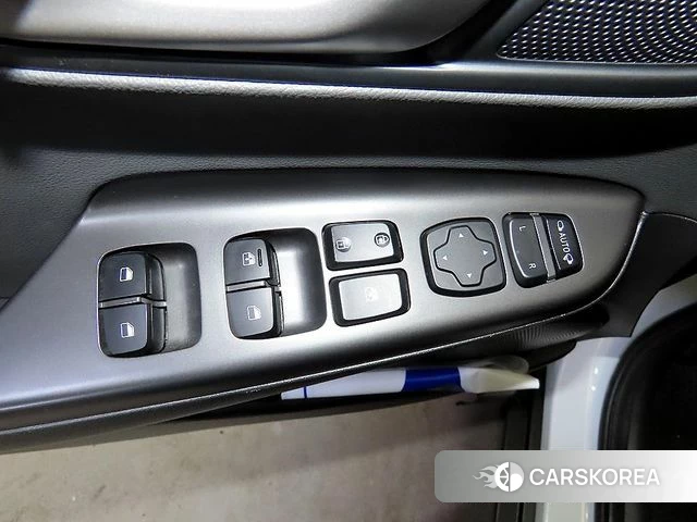 Hyundai Kona 2018 Белый из Кореи, фото 4