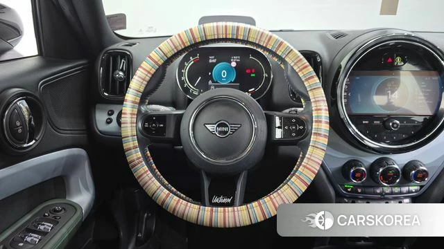 Mini Cooper Countryman 2022 Светло-серебряный цвет из Кореи, фото 4