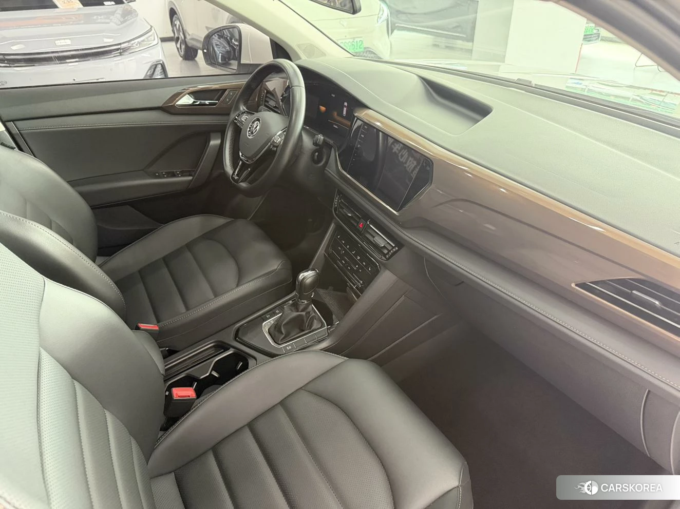 Volkswagen Tharu 2022 Белый из Китая, фото 4