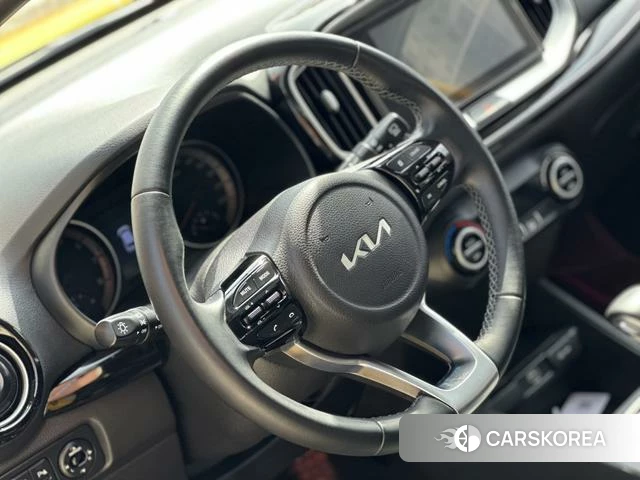 Kia KX1 2022 Желтый из Китая, фото 4
