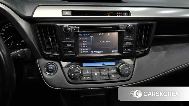Toyota RAV4 2018 Черный из Кореи, фото 4