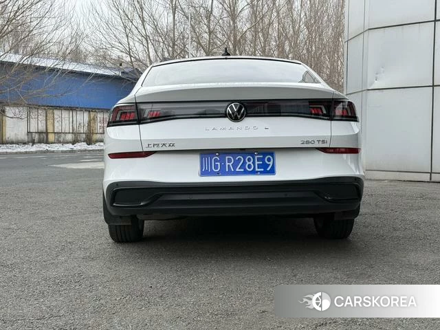 Volkswagen Lamando 2023 Белый из Китая, фото 4
