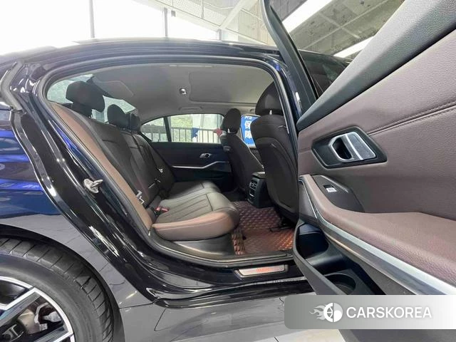 BMW i3 2024 Черный из Китая, фото 4