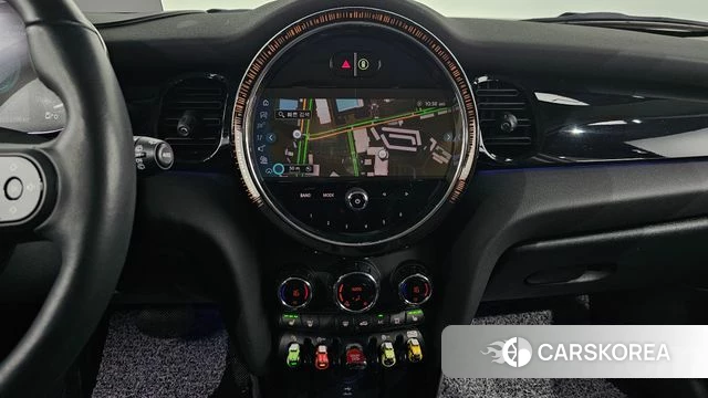 Mini Cooper 2024 Песочный из Кореи, фото 4