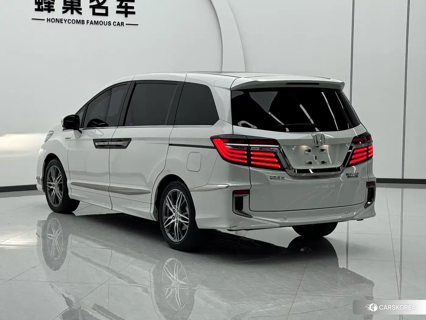 Honda Elysion 2021 Белый из Китая, фото 5