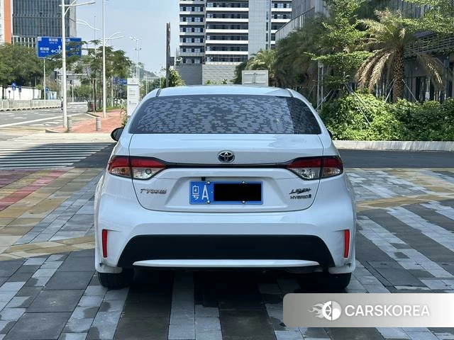 Toyota Levin 2021 Белый из Китая, фото 4