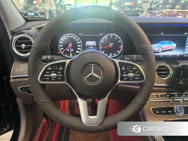 Mercedes-Benz E-Class 2020 Черный из Китая, фото 4