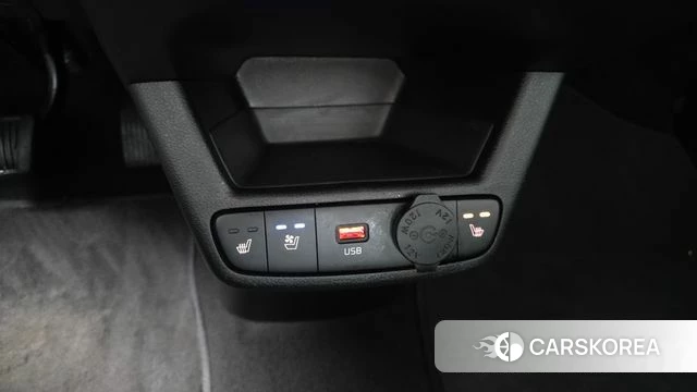 Kia The New Kia Ray 2023 Белый из Кореи, фото 4