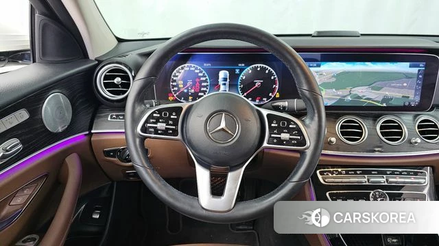 Mercedes-Benz E-Class W213 2018 Белый из Кореи, фото 4