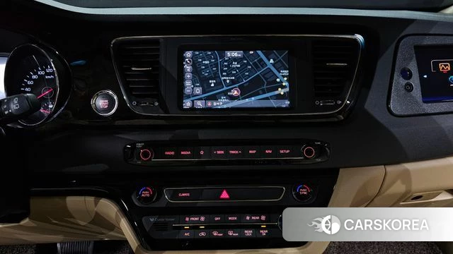 Kia The New Carnival 2020 Белый из Кореи, фото 4