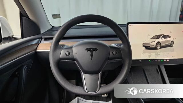 Tesla Model Y 2023 Белый из Кореи, фото 4