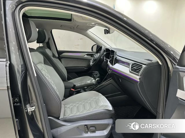 Volkswagen Tayron 2022 Темно-серый из Китая, фото 4