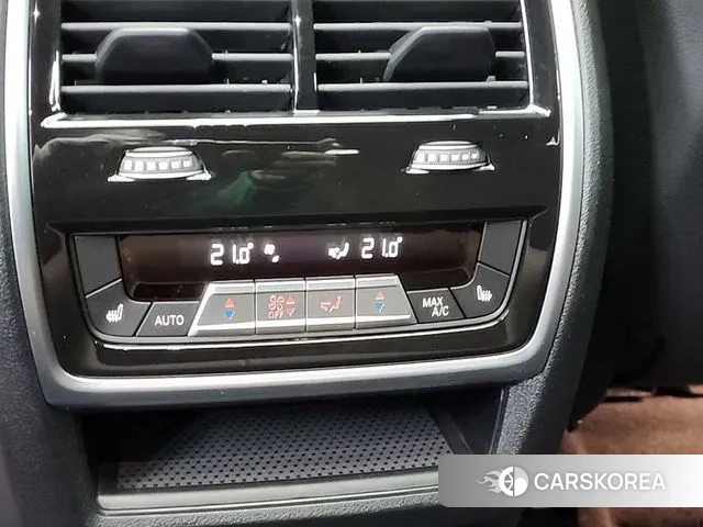 BMW X6 (G06) 2022 Черный из Кореи, фото 4