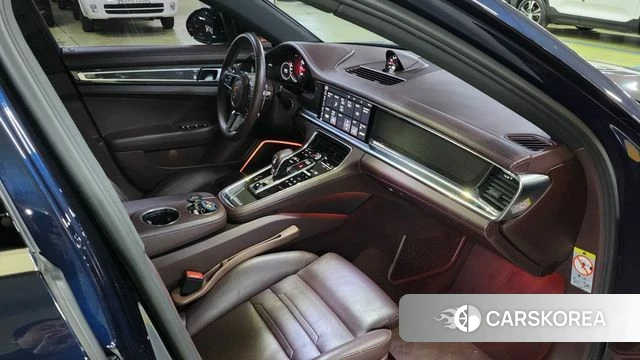 Porsche Panamera (971) 2018 Синий из Кореи, фото 4