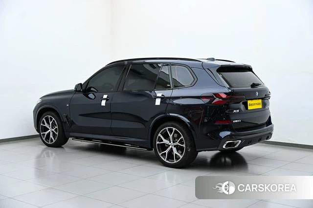 BMW X5 2024 Черный из Китая, фото 4