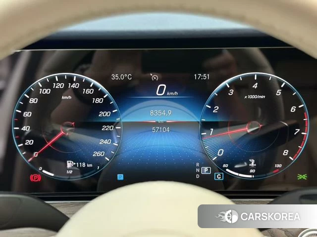 Mercedes-Benz E-Class 2021 Белый из Китая, фото 4