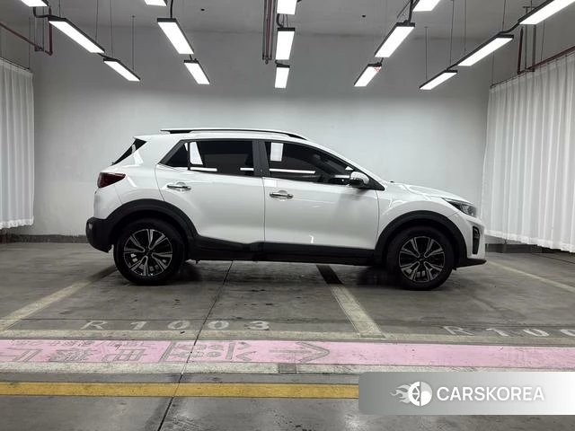 Kia KX1 2021 Белый из Китая, фото 4