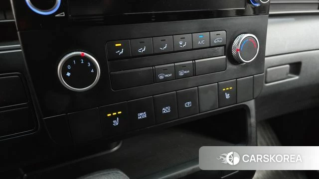 Hyundai Staria 2021 Белый из Кореи, фото 4
