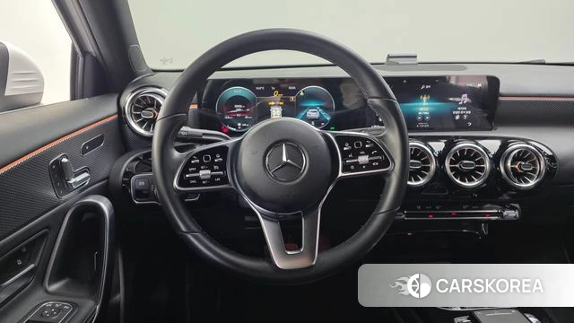 Mercedes-Benz A-Class W177 2021 Белый из Кореи, фото 4