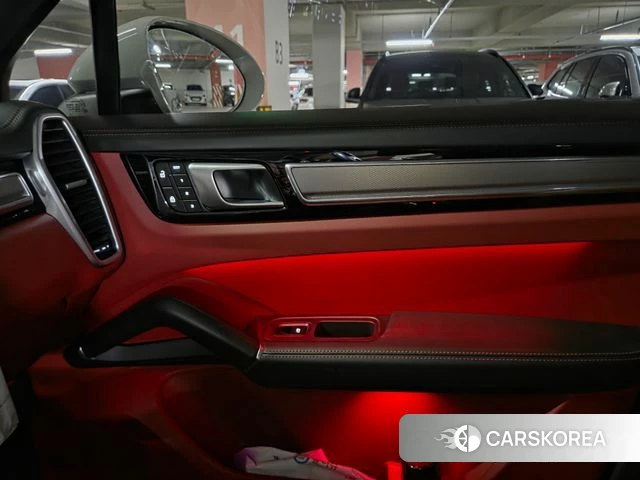 Porsche Cayenne (PO536) 2022 Серебристо-серый из Кореи, фото 4