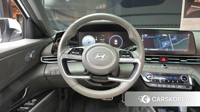 Hyundai The New Avante (CN7) 2023 Белый из Кореи, фото 4