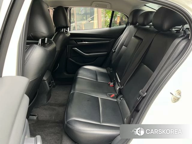 Mazda 3 2024 Белый из Китая, фото 4
