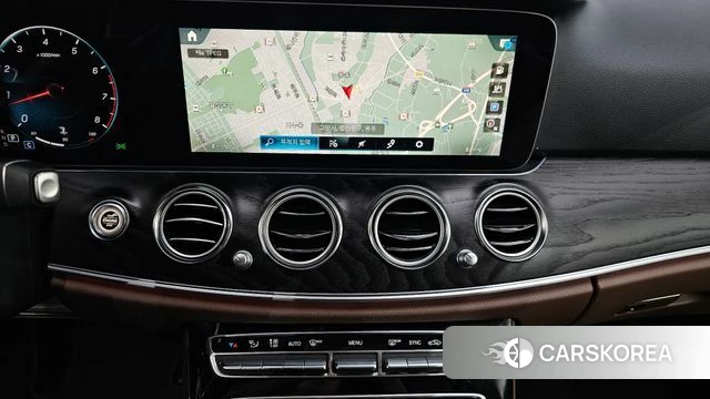 Mercedes-Benz E-Class W213 2023 Черный из Кореи, фото 4