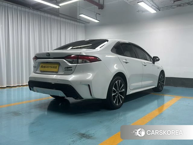 Toyota Levin 2021 Белый из Китая, фото 4