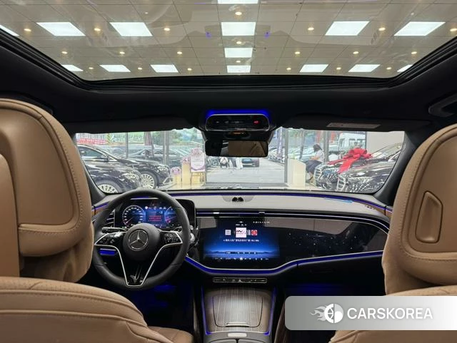 Mercedes-Benz E-Class 2025 Черный из Китая, фото 4