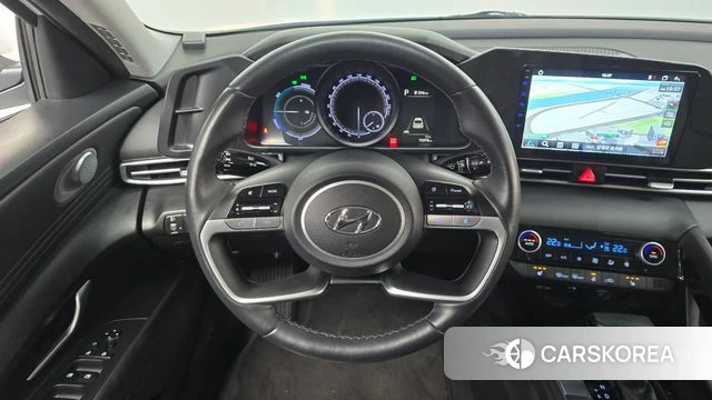 Hyundai Avante Hybrid (CN7) 2023 Белый из Кореи, фото 4