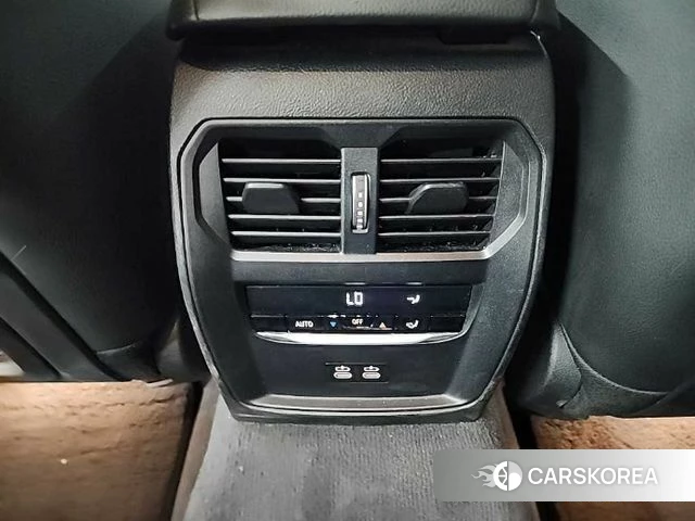 BMW 3 Series (G20) 2021 Белый из Кореи, фото 4